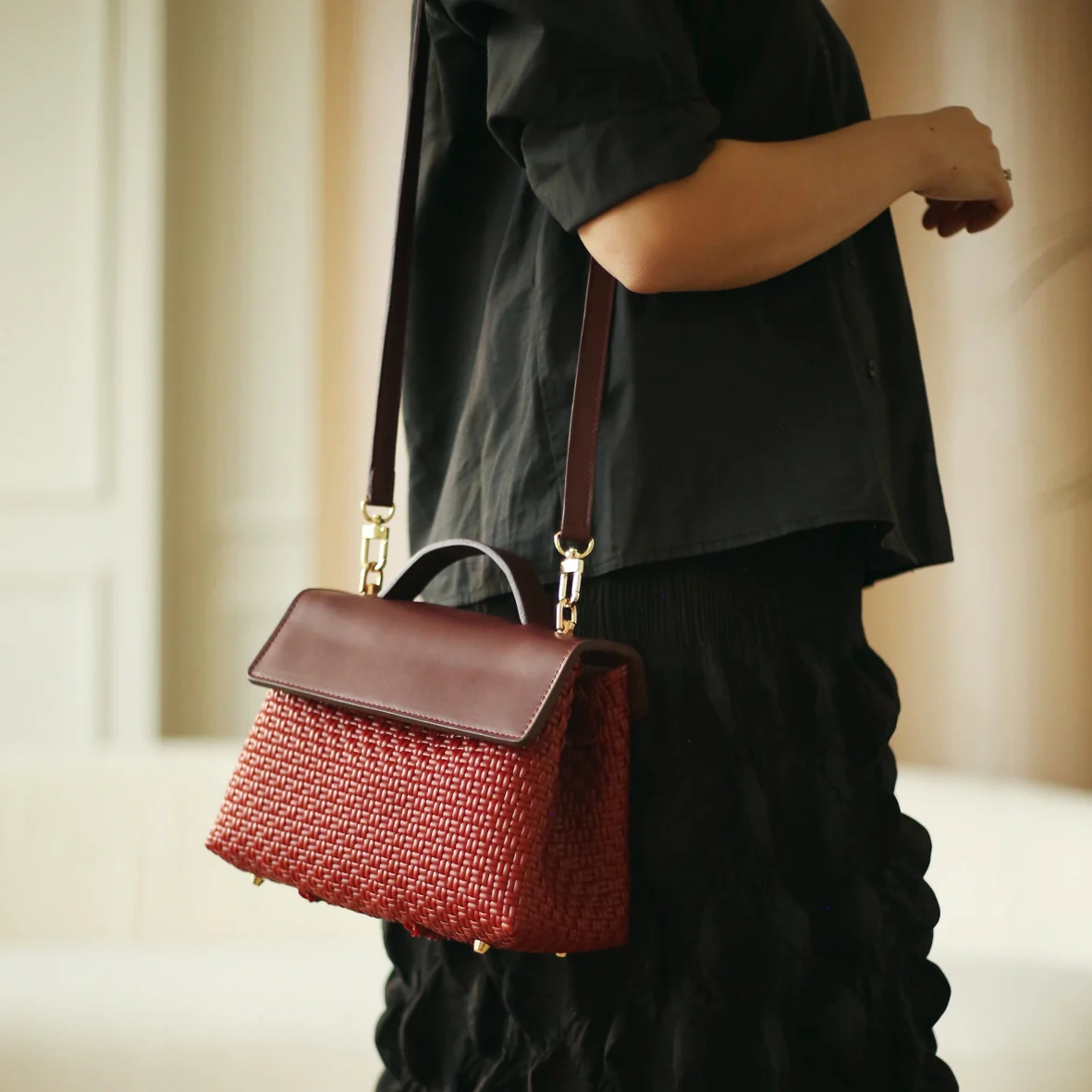 Tanah Big Maroon reference image 1